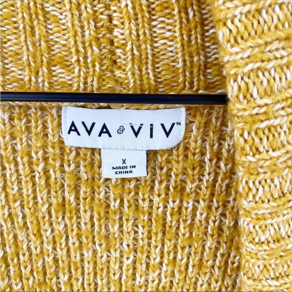 Ava & Viv sweater - Picture 3 of 3